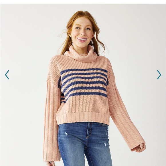 NWT. SO pink and blue comfy turtleneck sweater L - Picture 1 of 7